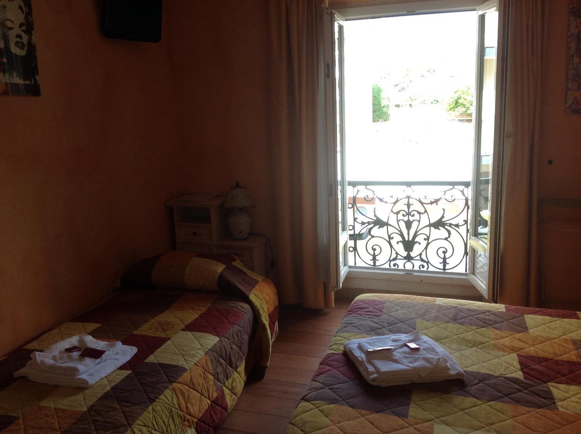 Boutique Hotel Couleurs Suds Канни Номер фото